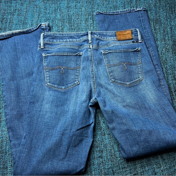 Lucky Brand Lolita Boot Cut Jeans in Sunset Blue - Picture 4 of 10